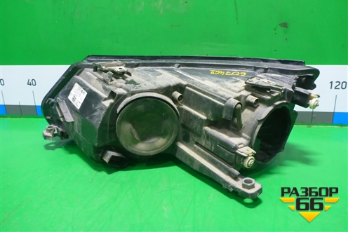 Фара правая (галоген) (5N1941006B) для Volkswagen Tiguan с 2011-2016г (Тигуан)