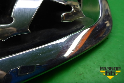 Эмблема в решетку радиатора (9649670480) для Peugeot 207 с 2006-2015г