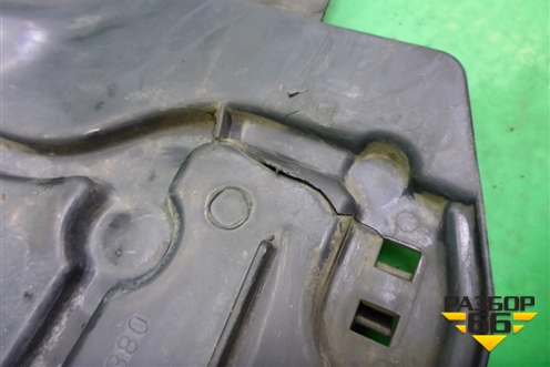 Дефлектор радиатора левый (9680057380) для Peugeot 207 с 2006-2015г