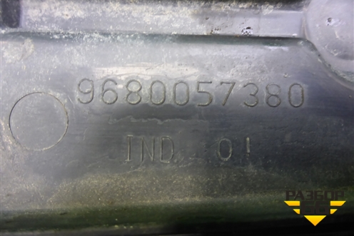 Дефлектор радиатора левый (9680057380) для Peugeot 207 с 2006-2015г