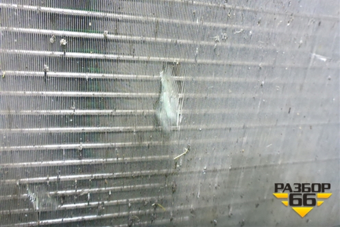 Радиатор охлаждения (214105731R) для Renault Logan II с 2012г (Логан)