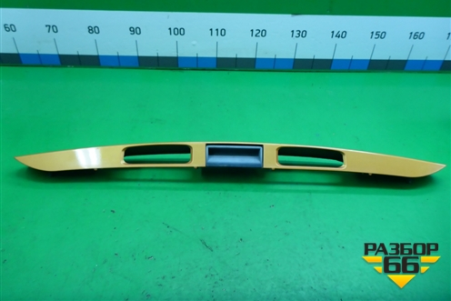 Накладка двери багажника для Peugeot 207 с 2006-2015г