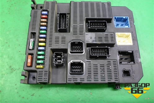 Блок предохранителей салонный (9659285380) для Peugeot 207 с 2006-2015г