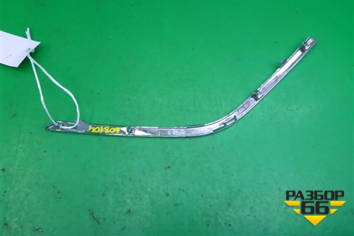 Накладка на решетку радиатора (правая после 2022г) (5509206XKQ11A) для Haval F7 с 2019г (Ф7)