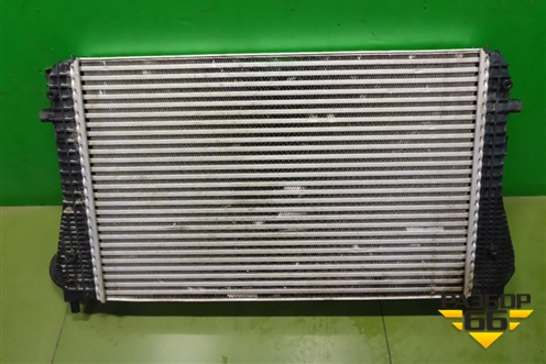 Интеркулер (3C0145805P) для Volkswagen Tiguan с 2016г (Тигуан)