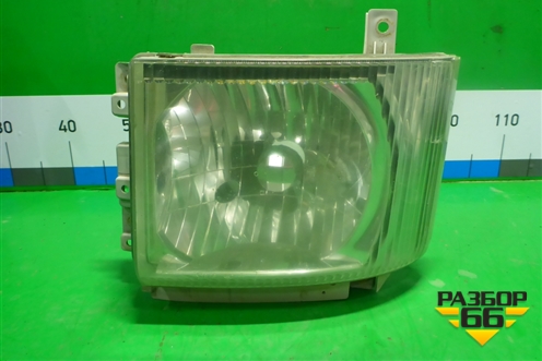 Фара левая (галоген) (8982413240) для Isuzu ELF (N-series) с 2006-2014г (Эльф)