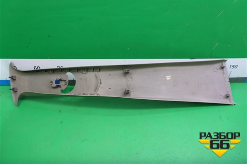 Обшивка стойки центральная верхняя левая (EMG100932) для Land Rover Freelander 1 с 1997-2006г (Фрилендер)