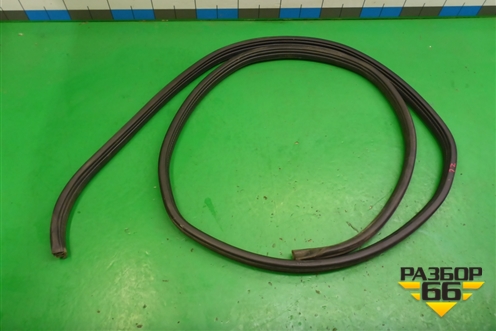 Уплотнитель двери заднего левого для Land Rover Freelander 1 с 1997-2006г (Фрилендер)