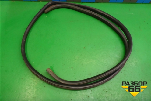 Уплотнитель двери передней правой (5ти дверный кузов) для Land Rover Freelander 1 с 1997-2006г (Фрилендер)