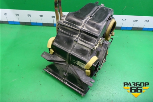 Корпус отопителя (под моторчик) (JEC000090) для Land Rover Freelander 1 с 1997-2006г (Фрилендер)