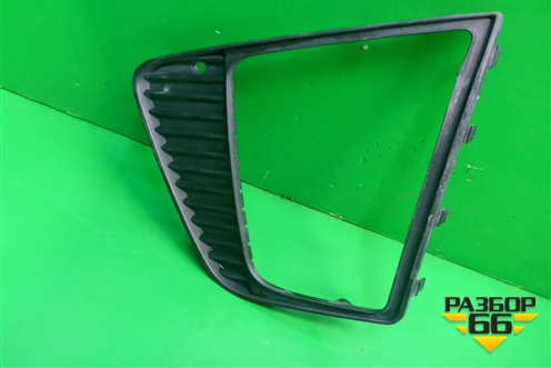 Накладка ПТФ левая (86563M0010) для Hyundai Creta с 2016-2021г (Крета)