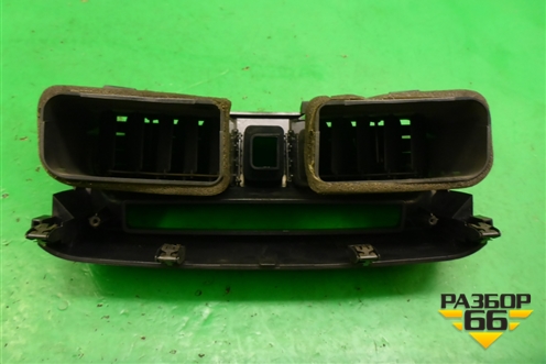 Дефлектор воздушный центральный для Lifan X60 с 2011г (Х60)