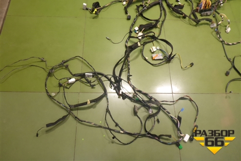 Проводка салонная (1.6л K7MA812) для Renault Logan II с 2012г (Логан)