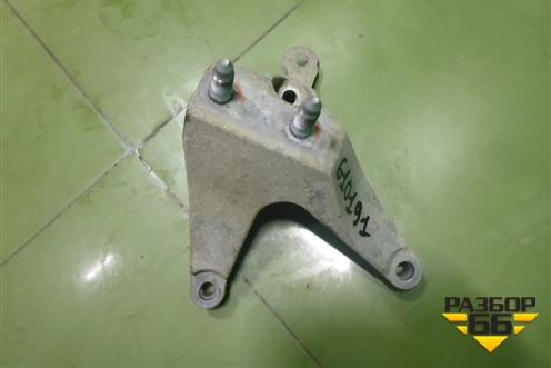 Кронштейн КПП (1.6л K7MA812) (112531966R) для Renault Logan II с 2012г (Логан)