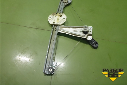 Стеклоподъёмник механический задний левый (827217198R) для Renault Logan II с 2012г (Логан)