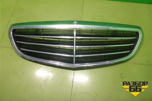 Решетка радиатора (до 2018г) (A2058802683) для Mercedes Benz C-Klass W205 с 2014г (Ц)