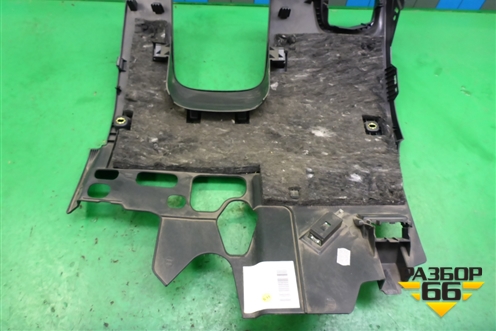 Накладка на торпедо (под рулём) (4G1863075) для Audi A6 (C7) с 2011-2018г (А6)