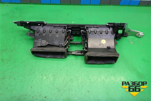 Дефлектор воздушный центральный для Audi A6 (C7) с 2011-2018г (А6)