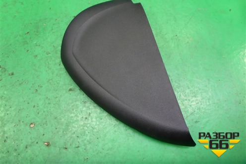 Накладка на торпедо (боковая правая) (4G0857086) для Audi A6 (C7) с 2011-2018г (А6)