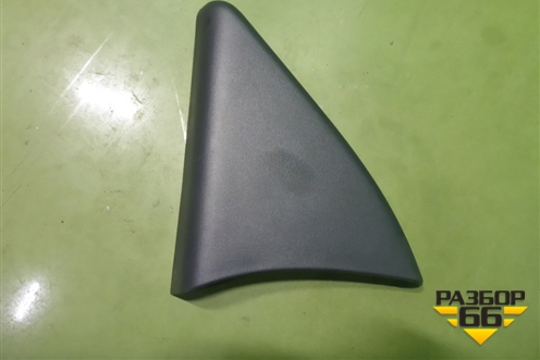 Накладка двери передней левой уголок (802930417R) для Renault Logan II с 2012г (Логан)