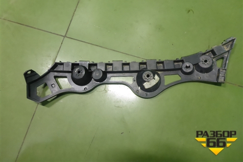 Кронштейн заднего бампера левый (850457099R) для Renault Logan II с 2012г (Логан)