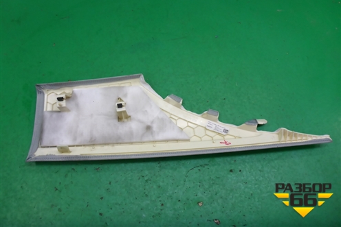 Обшивка стойки задняя верхняя правая (задняя часть седан) (4G5867246) для Audi A6 (C7) с 2011-2018г (А6)