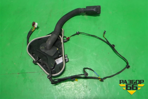 Проводка двери передней левой (A2057208506) для Mercedes Benz C-Klass W205 с 2014г (Ц)