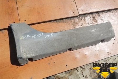 Накладка на порог наружная правая (задняя универсал) для Nissan Primera (P12E) с 2001-2008г (Примера)