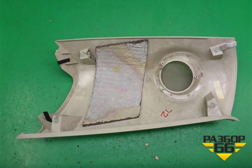 Обшивка стойки задняя верхняя левая (задняя часть) для Land Rover Range Rover 3 с 2002-2012г (Вог)