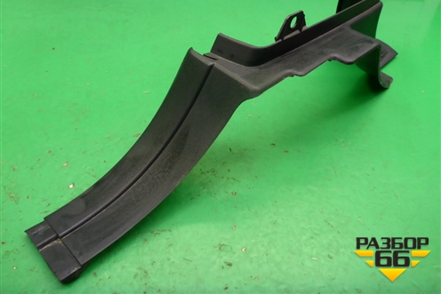 Накладка порога внутренняя (центральная правая) (EMH000061PVA) для Land Rover Range Rover 3 с 2002-2012г (Вог)