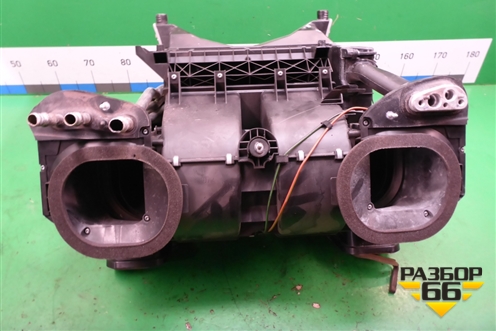 Корпус отопителя (AH4218C424AA) для Land Rover Range Rover 3 с 2002-2012г (Вог)