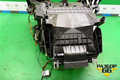 Корпус отопителя (AH4218C424AA) для Land Rover Range Rover 3 с 2002-2012г (Вог)