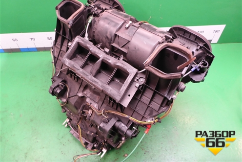 Корпус отопителя (AH4218C424AA) для Land Rover Range Rover 3 с 2002-2012г (Вог)