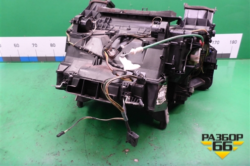 Корпус отопителя (AH4218C424AA) для Land Rover Range Rover 3 с 2002-2012г (Вог)