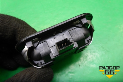 Датчик дождя (8X2317D547AE) для Land Rover Range Rover 3 с 2002-2012г (Вог)