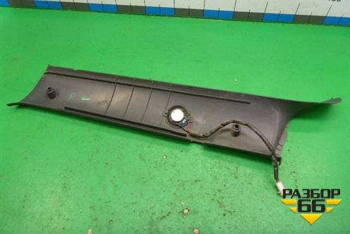 Обшивка стойки лобового стекла правая  (1480665) для Scania 5 R Series с 2004-2016г