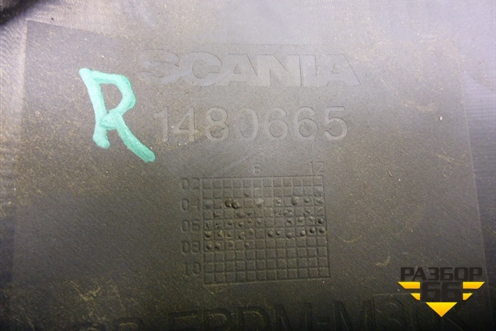 Обшивка стойки лобового стекла правая  (1480665) для Scania 5 R Series с 2004-2016г
