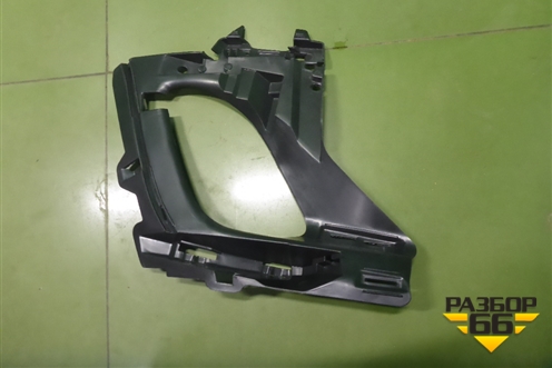 Накладка ПТФ правая (новая дубликат) (ZV160842R) для Peugeot 408 с 2012г