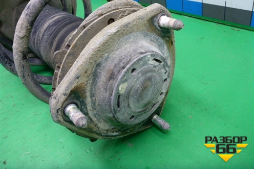 Амортизатор передний левый (4852042680) для Toyota Rav-4 с 2012-2019г (Рав 4)