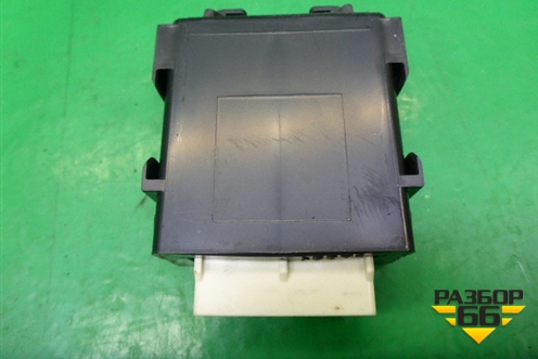 Реле стеклоочистителей (8594042030) для Toyota Rav-4 с 2012-2019г (Рав 4)