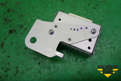 Блок электронный (управление антенной) (8668142020) для Toyota Rav-4 с 2012-2019г (Рав 4)