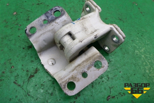 Петля двери правой верхняя для Isuzu Giga (C-series) с 1994-2015г (Гига)