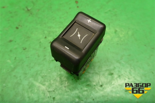 Кнопка для Isuzu Giga (C-series) с 1994-2015г (Гига)