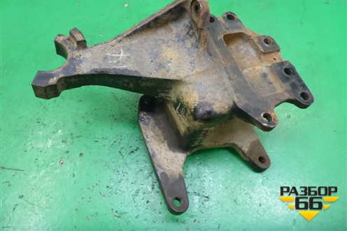 Кронштейн кабины (передний левый) для Isuzu Giga (C-series) с 1994-2015г (Гига)