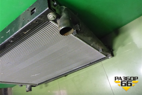 Радиатор охлаждения для Isuzu Giga (C-series) с 1994-2015г (Гига)