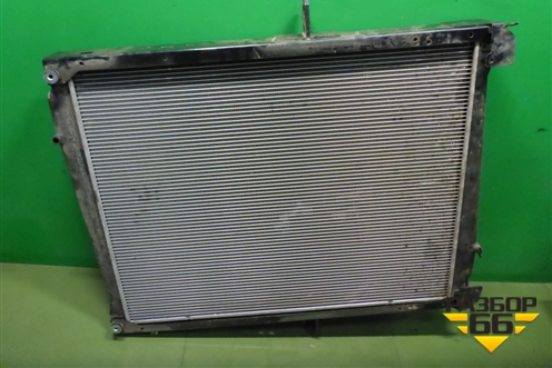 Радиатор охлаждения для Isuzu Giga (C-series) с 1994-2015г (Гига)