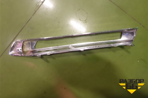 Накладка переднего бампера левая (после 2009г новая) (A1648847322) для Mercedes Benz GL-Klass X164 с 2006-2012г (ГЛ)