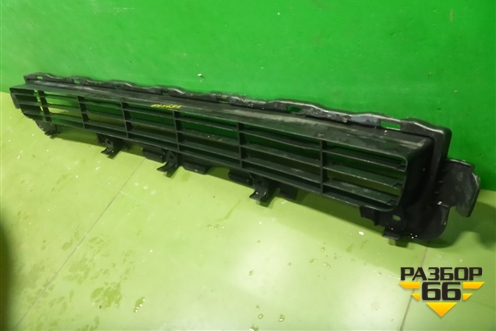 Решетка в передний бампер центральная (до 2013г) (5311260090) для Toyota Land Cruiser Prado(150) с 2009г (Ленд Крузер Прадо)