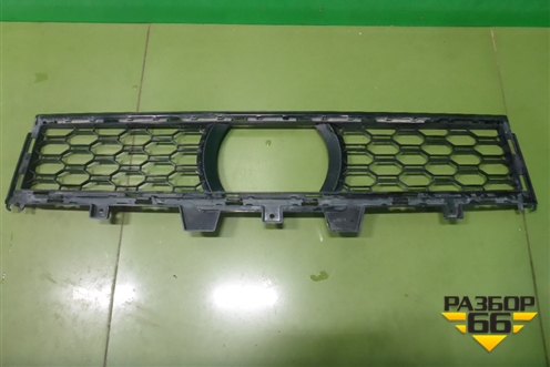 Решетка в передний бампер центральная (М-Пакет) (51118069211) для BMW X5 G05 с 2018г (Х5 Г05)