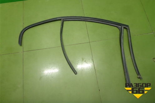 Уплотнитель стекла двери задней правой (17744711) для BMW 3-серия F30/F31 с 2011г